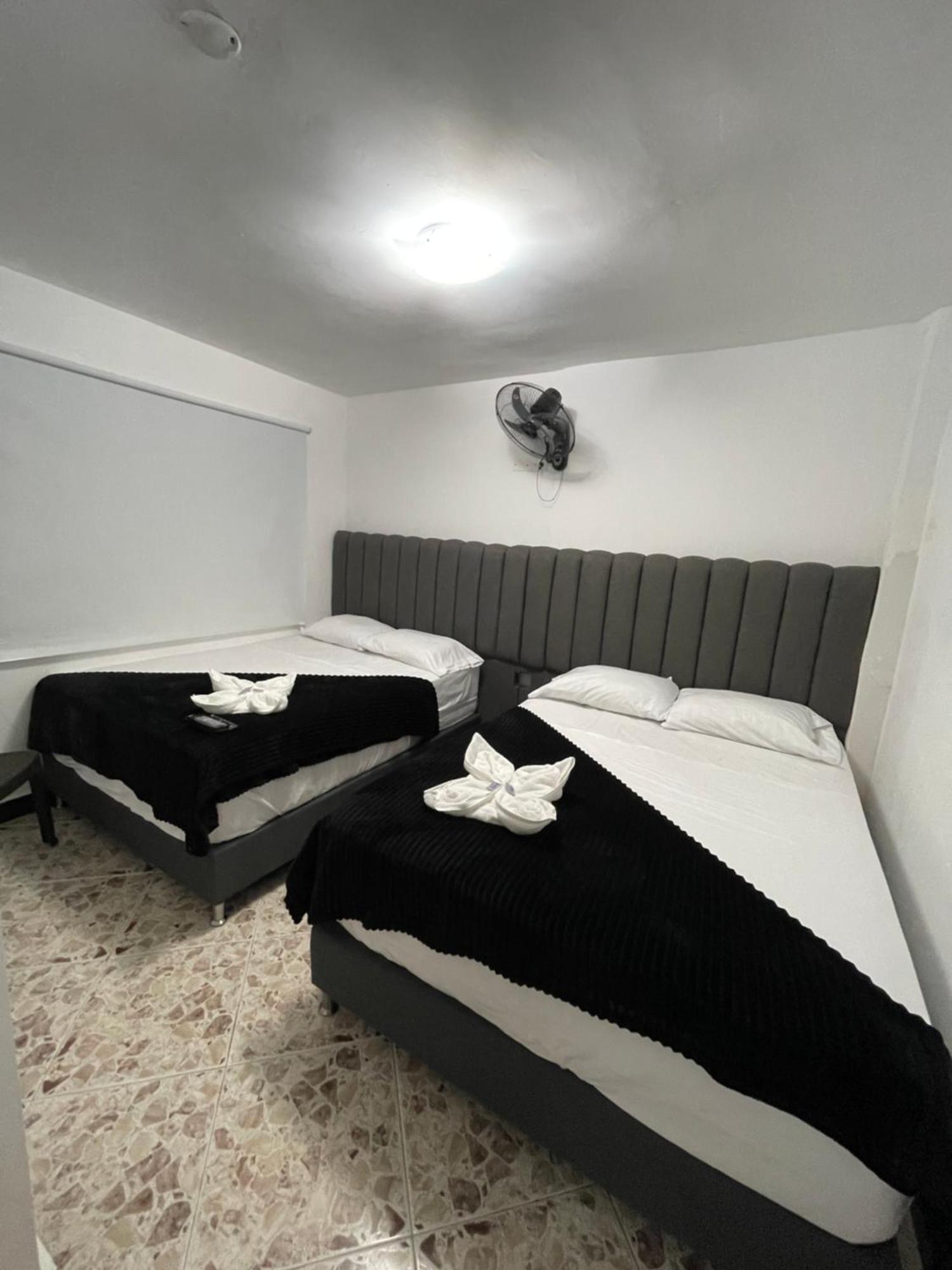 Hotel De Leon Estadio 麦德林 外观 照片