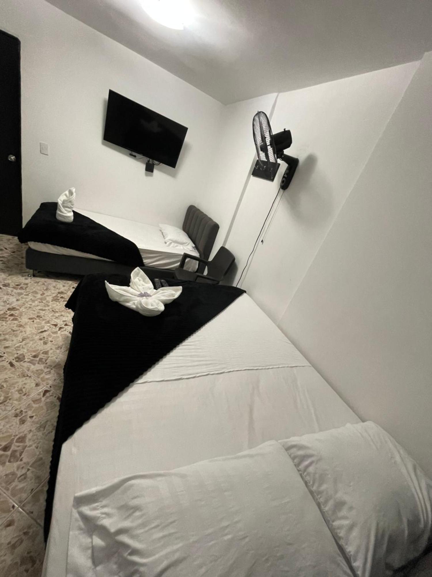 Hotel De Leon Estadio 麦德林 外观 照片