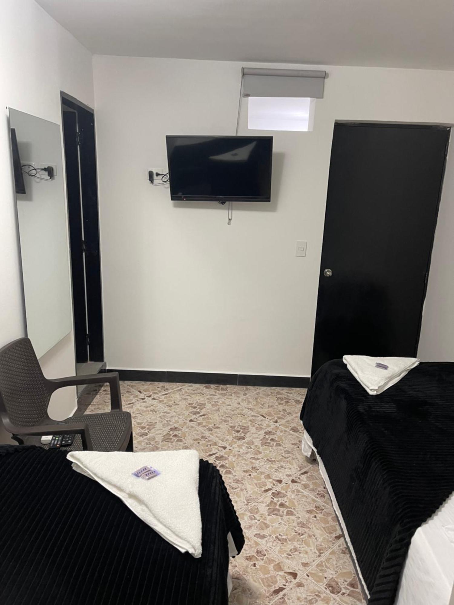 Hotel De Leon Estadio 麦德林 外观 照片